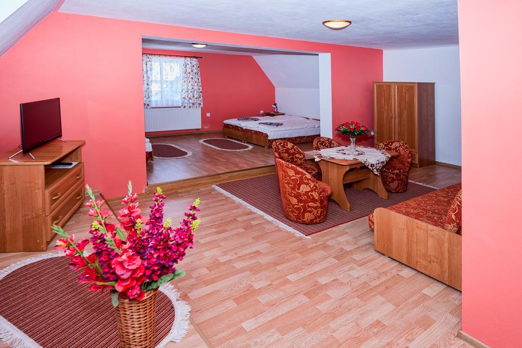 Penzion Horec III Zdiar Exterior photo